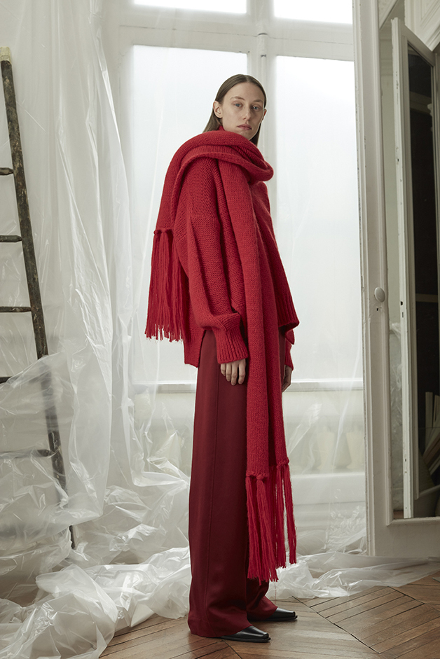 SCARF - SWEATER - PANTS  - ILARIA NISTRI FALL WINTER 2018 COLLECTION