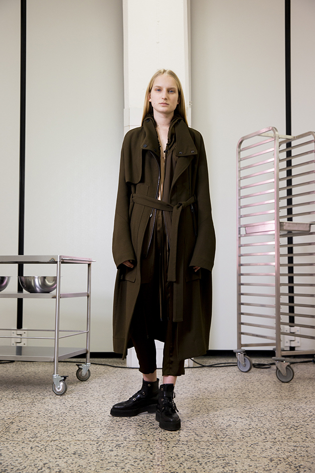 coat - cardigan - pants - ilaria nistri roque fall winter 2019 collection